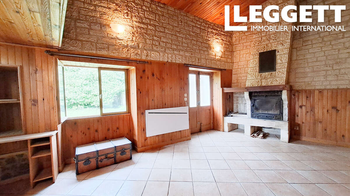 Maison à LONGRE