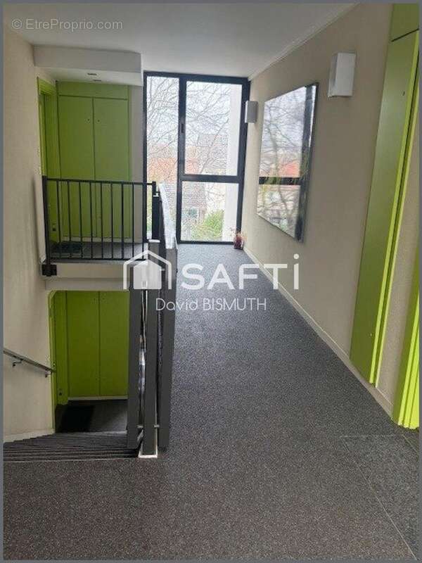 Photo 7 - Appartement à GENNEVILLIERS