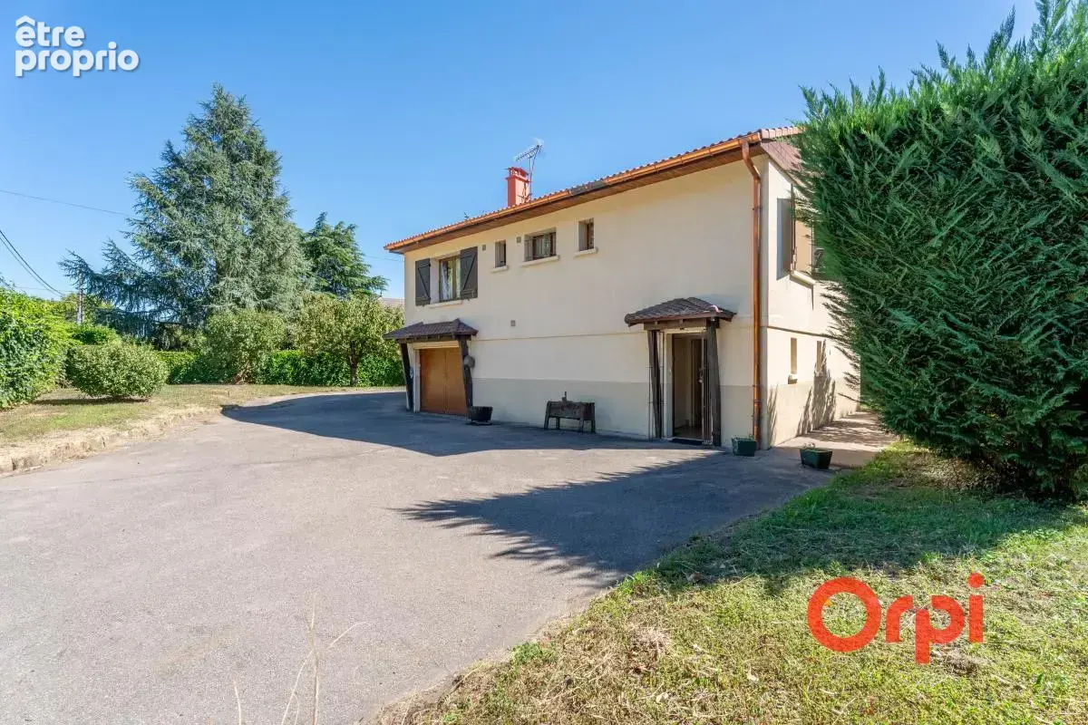 Maison avec beau terrain arboré et ruisseau en contre bas - photo 19