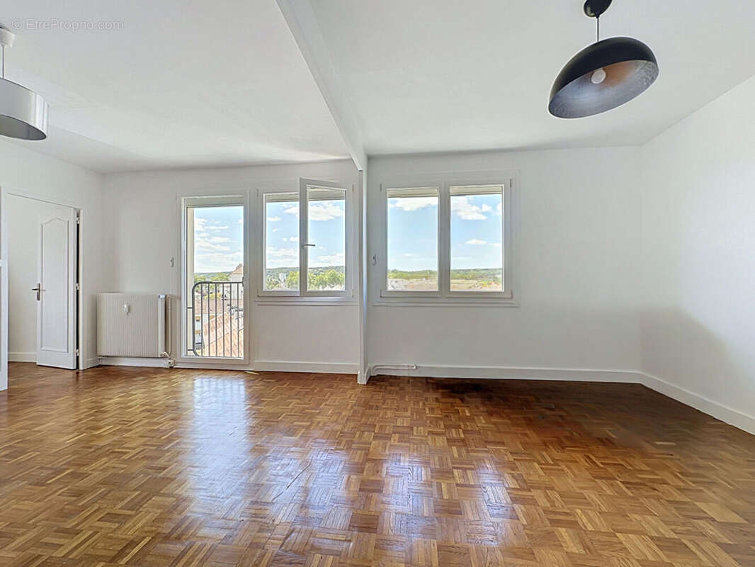 Appartement 3 Pièces 58m2 - Rue Pierre Boisson - photo 3
