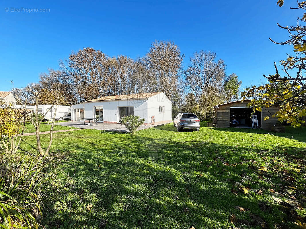 Maison à SAINT-SULPICE-DE-ROYAN