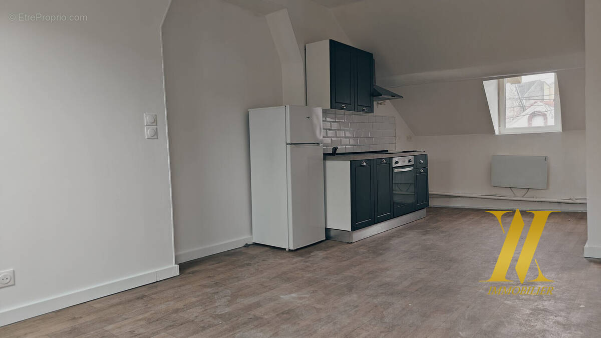 Cuisine sur pav R+2 - Appartement à EPERNAY