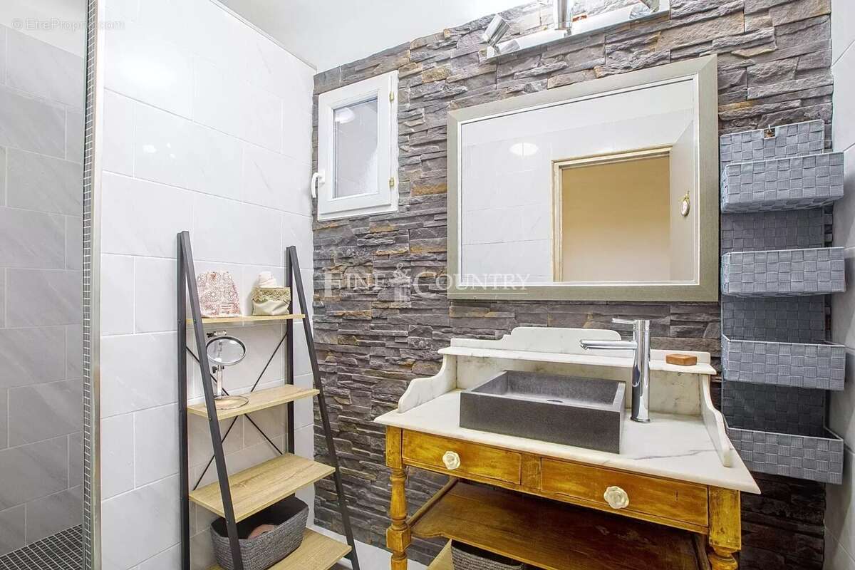 Maison à MONTAUROUX