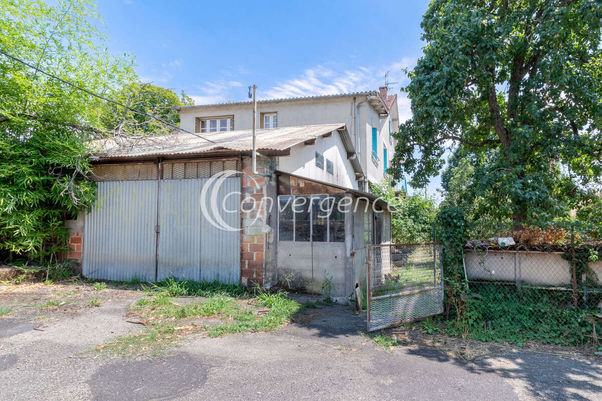 Maison de 150 m2 avec atelier de 185 m2 - photo 15