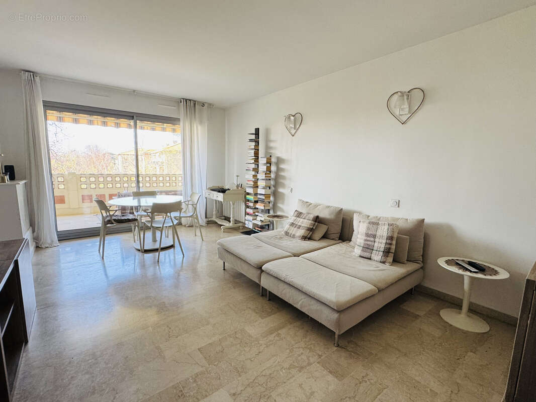 Appartement à AIX-EN-PROVENCE