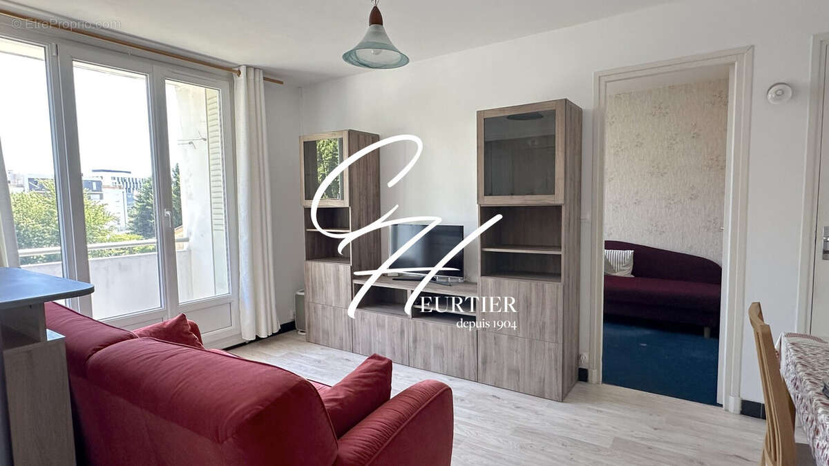 Appartement à SAINT-MARTIN-LE-VINOUX