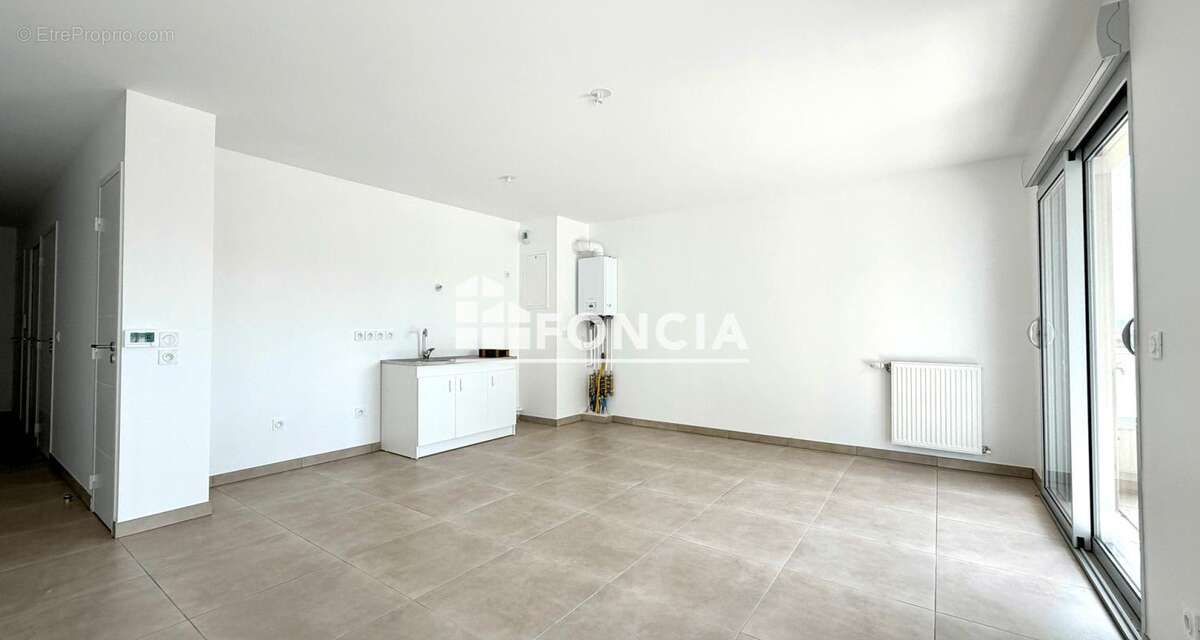Appartement à L'ISLE-D'ABEAU