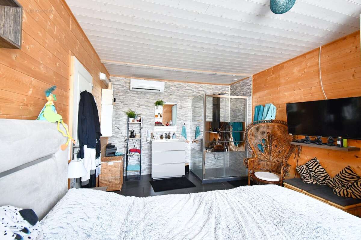 Maison 213 m² à Etang-Sur-Arroux  - photo 9