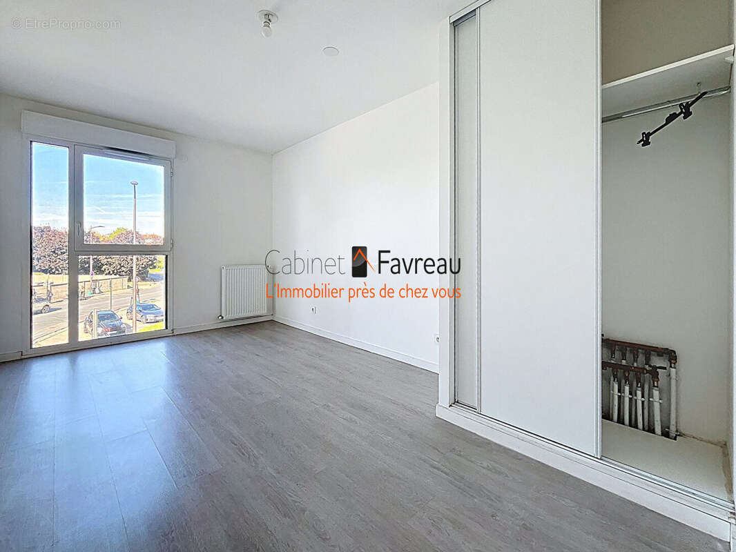 Appartement à THIAIS