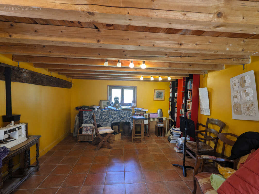 Maison à CERILLY