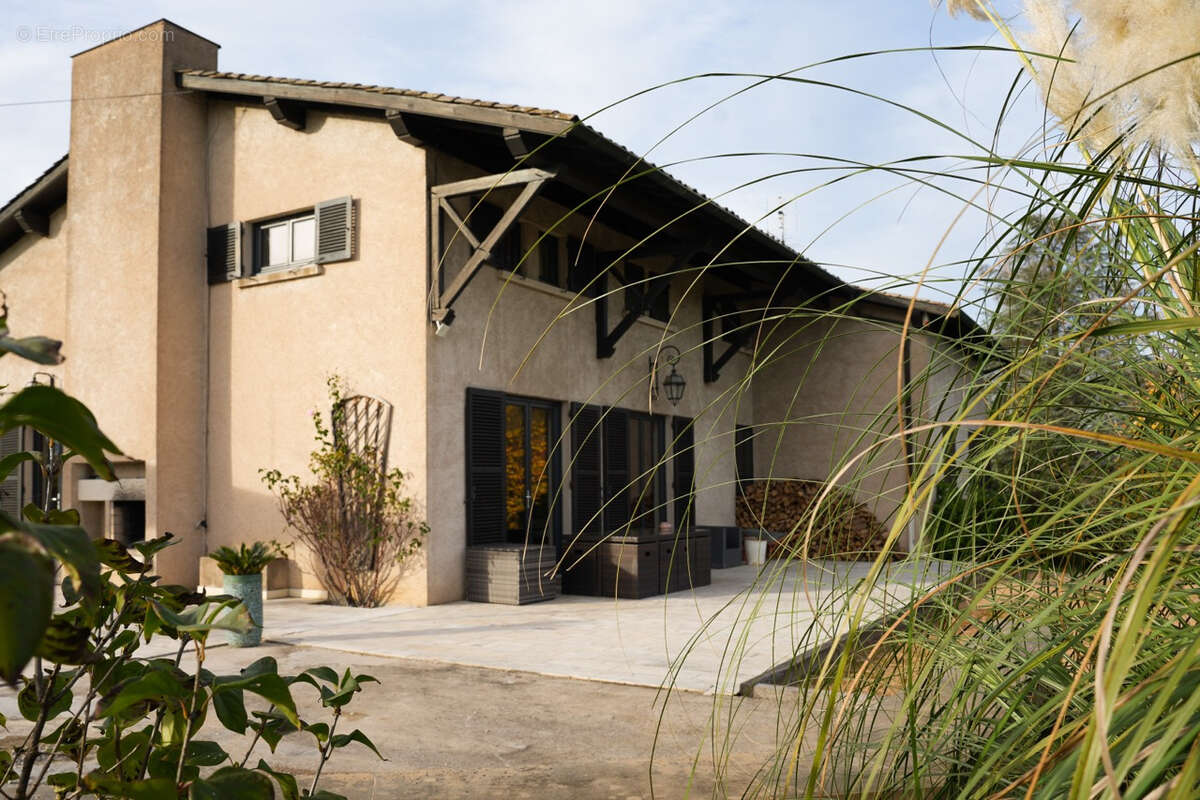 Maison à CORCELLES-EN-BEAUJOLAIS
