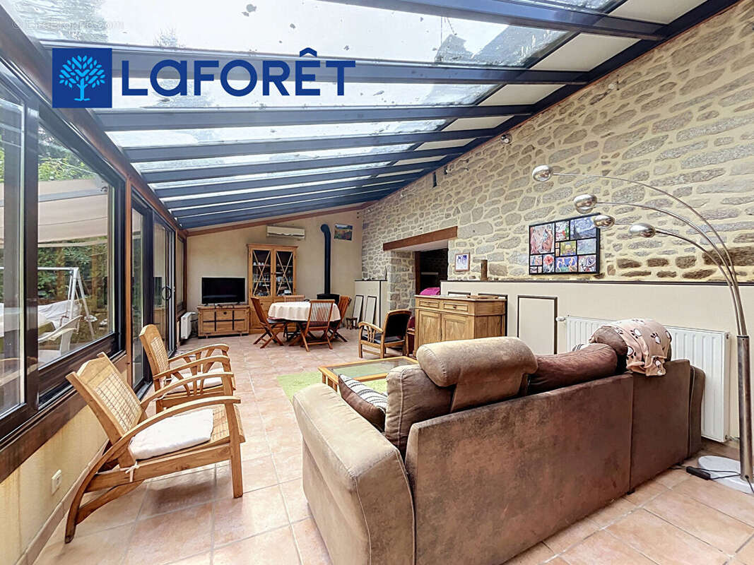 A VENDRE- Maison Malguénac 5 pièce(s) 360 m2 - photo 8