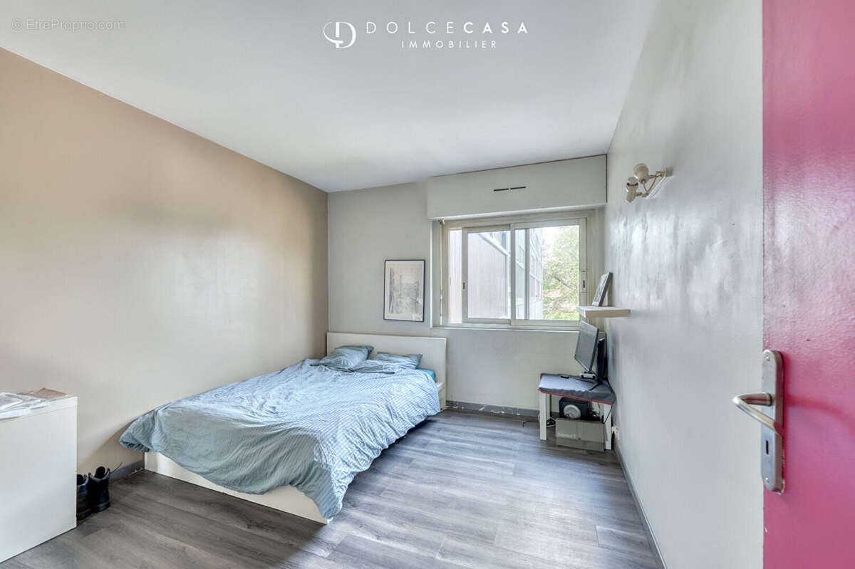 Appartement à LE PERREUX-SUR-MARNE