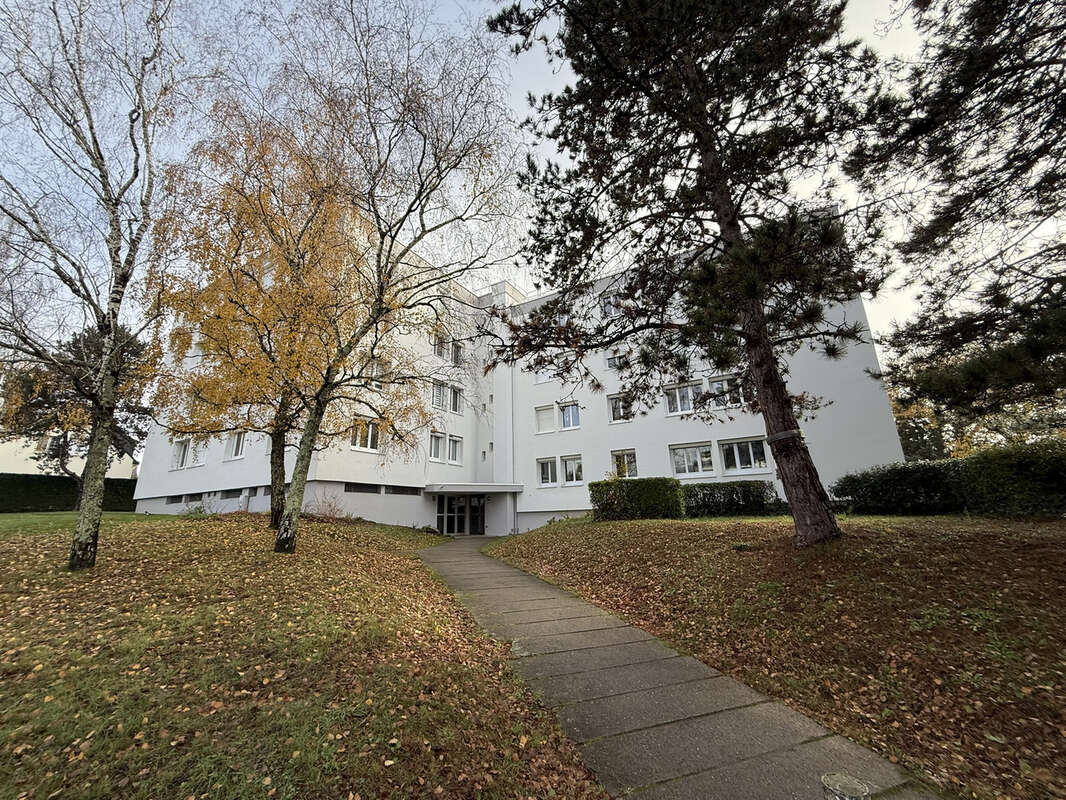 Appartement à SAINT-SEBASTIEN-SUR-LOIRE