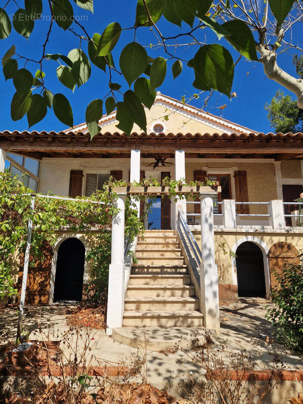 Maison à LA CADIERE-D&#039;AZUR