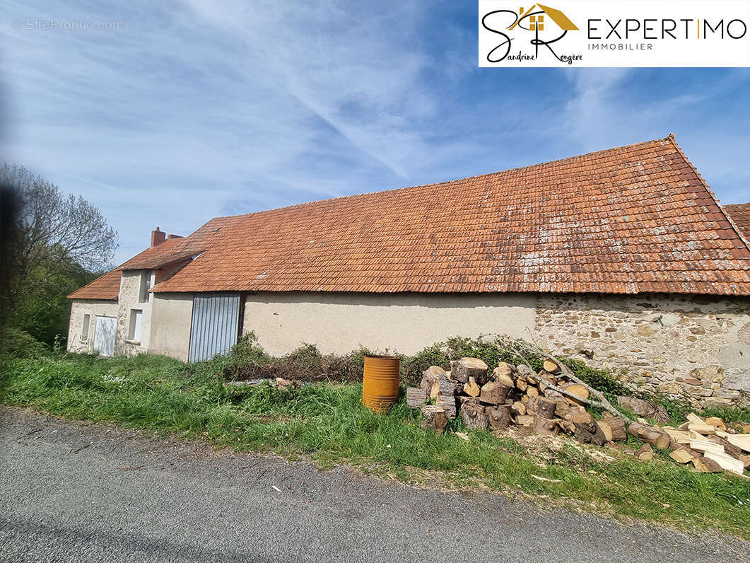 Maison à SAINT-ELOY-LES-MINES