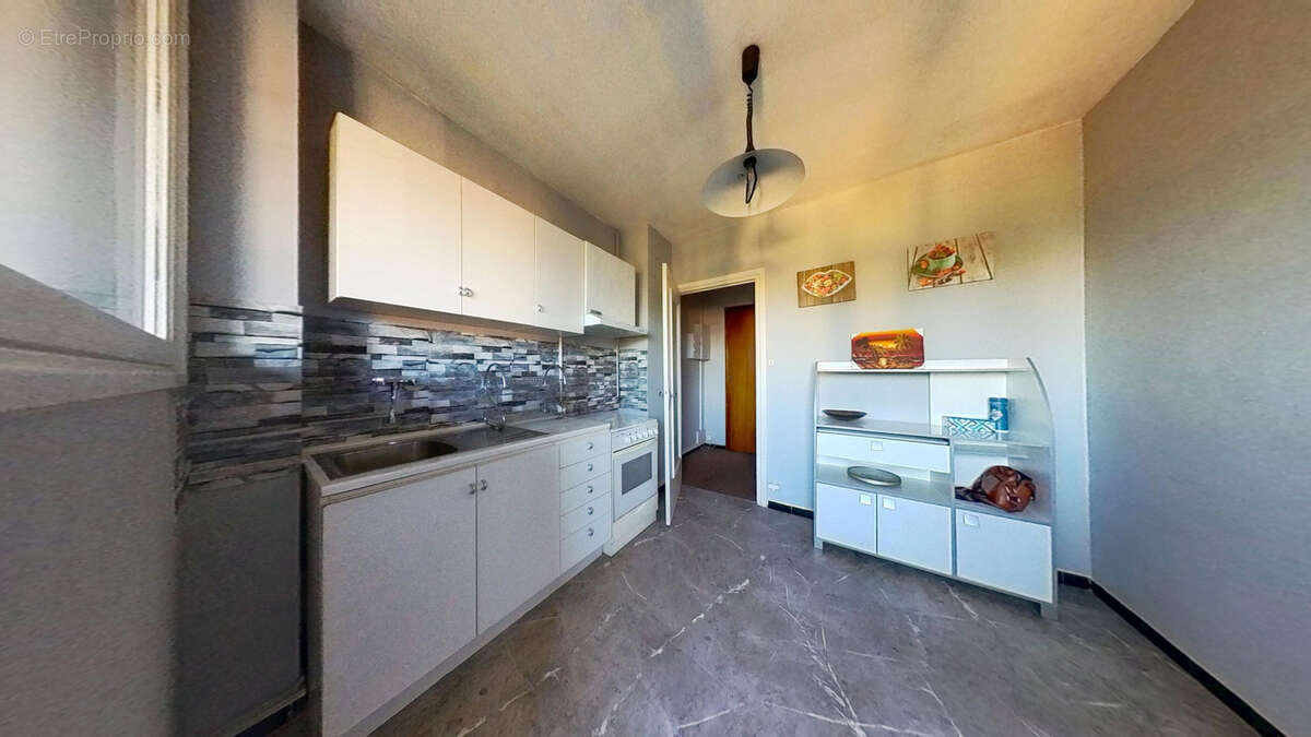 Appartement à LYON-5E