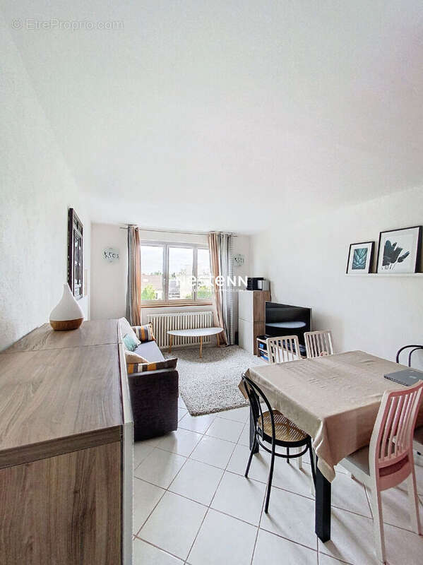 Appartement à STAINS