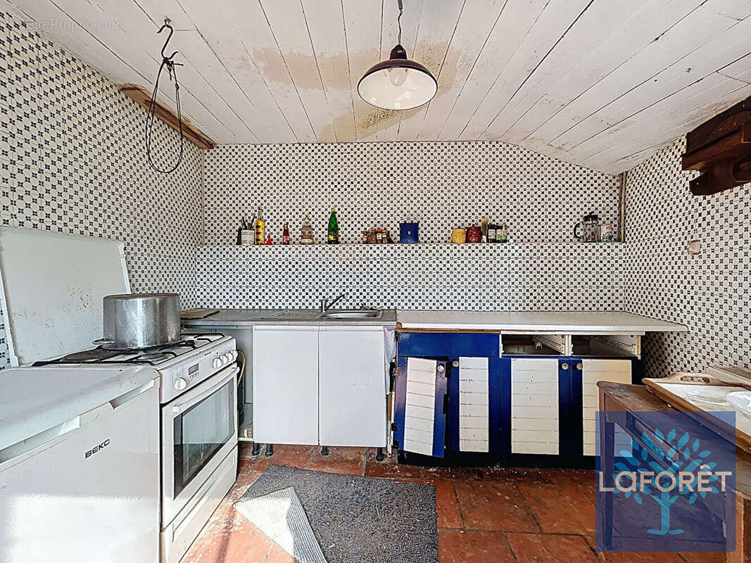 Ferme landaise de 94 m² à rénover sur Saubusse - photo 10