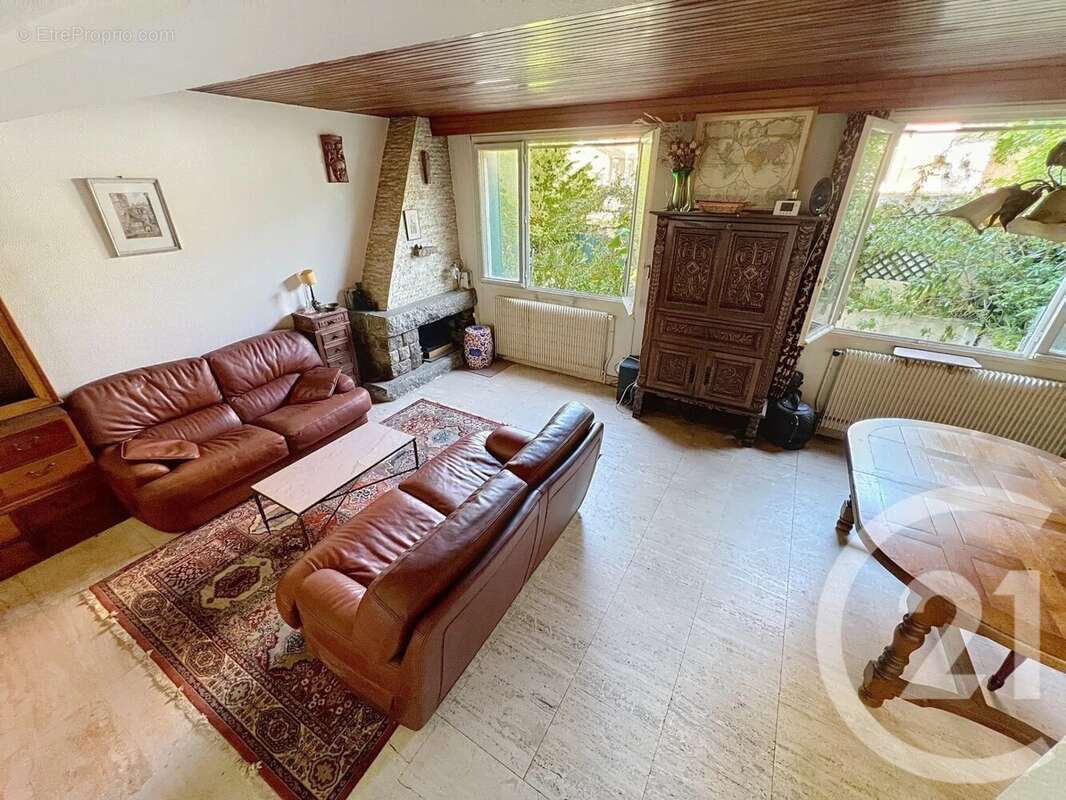 Maison à LE KREMLIN-BICETRE