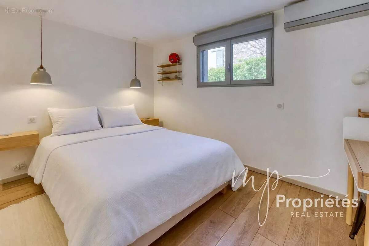 Maison à BORMES-LES-MIMOSAS