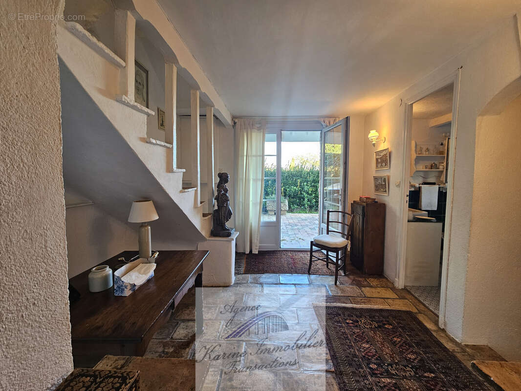 Maison à PLAN-DE-LA-TOUR