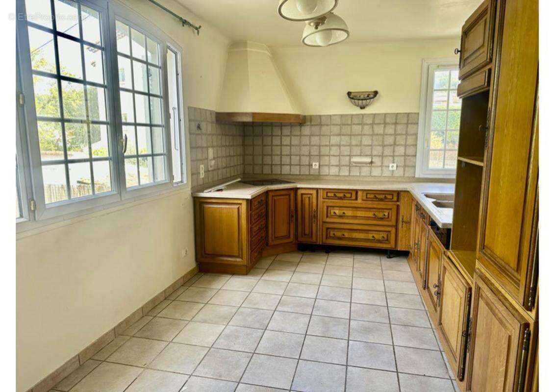 Appartement à MOUGINS