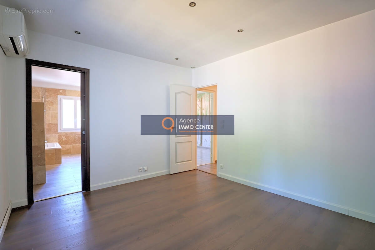 Maison 2 appartements Solliès Toucas 83210 - photo 14
