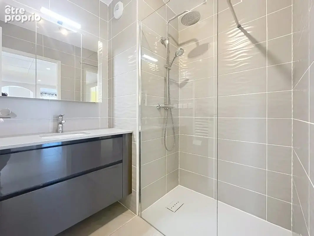 Appartement 4 pièces 89 m² à vendre à Villeneuve-Les-Avignon (30400) - photo 7