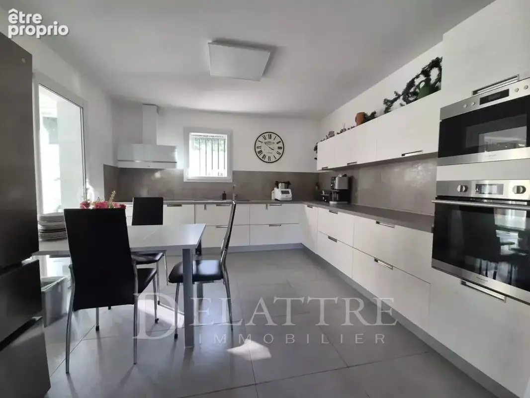 Maison 5 pièces 140 m² à vendre à Le Rouret (06650) - photo 6