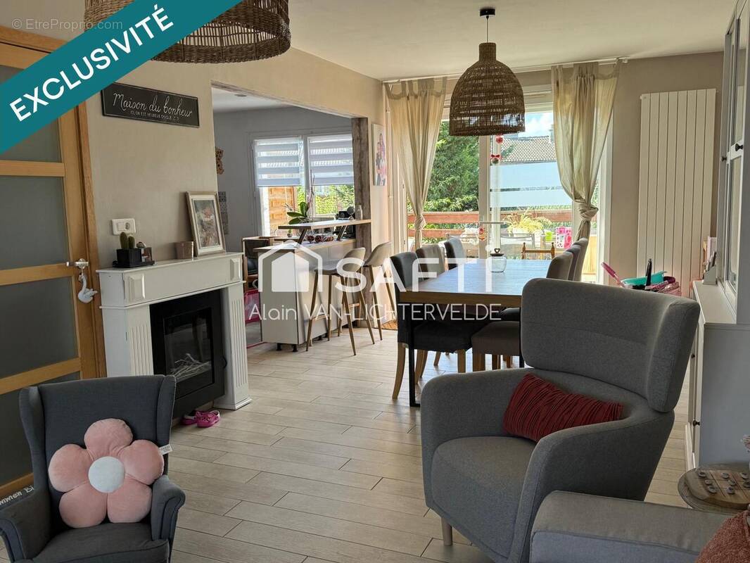 Photo 1 - Maison à HALLENNES-LEZ-HAUBOURDIN