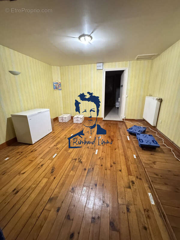 153 m² à Charleville-Mezieres  - photo 9
