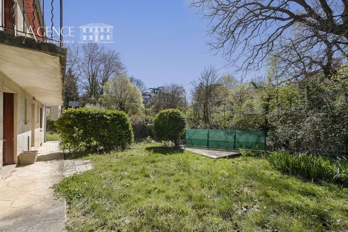 Maison 206 m² à Aix-En-Provence  - photo 3