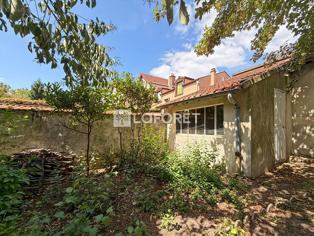 BUTTES-HALAGE / Maison avec 3 chambres à rénover - photo 12