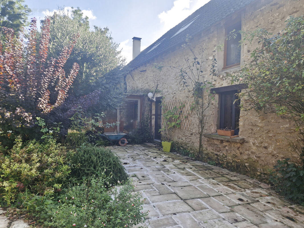 Maison à MAREUIL-LES-MEAUX