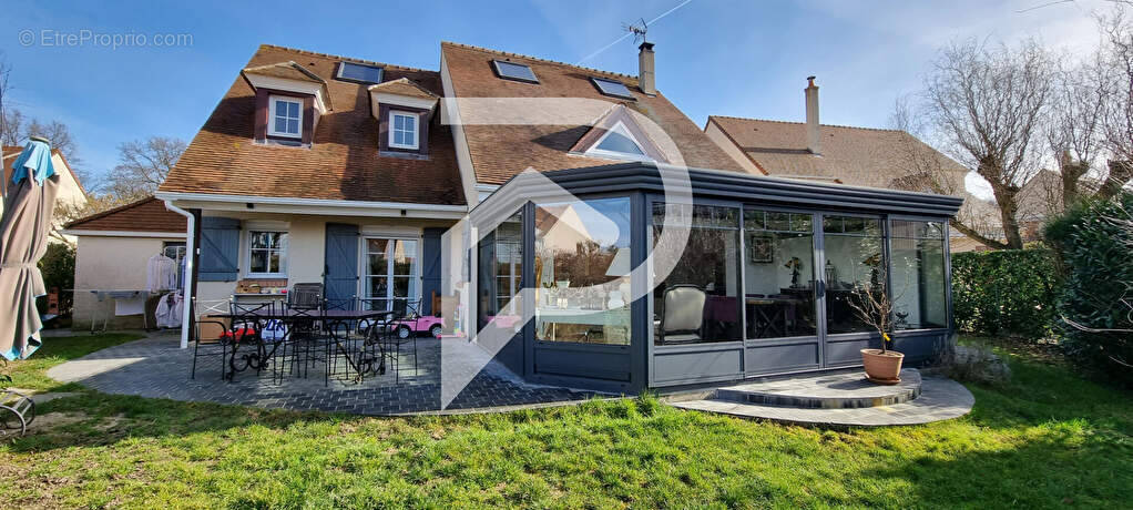 Maison à MAROLLES-EN-BRIE