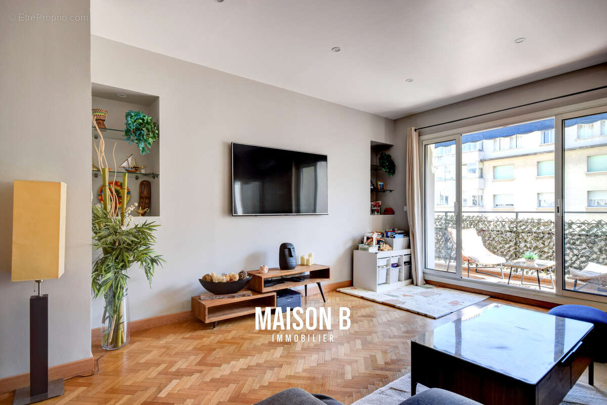 Appartement à MARSEILLE-8E