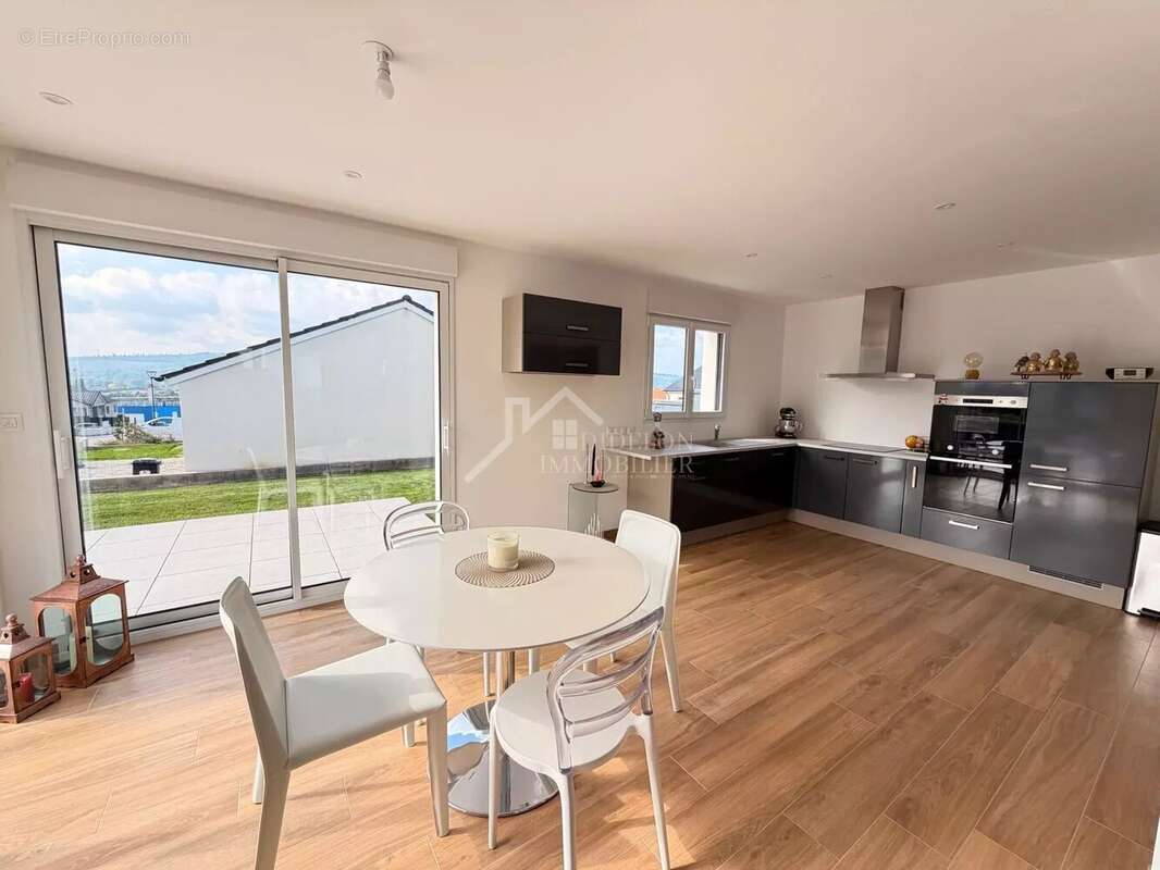 Maison à PONT-A-MOUSSON