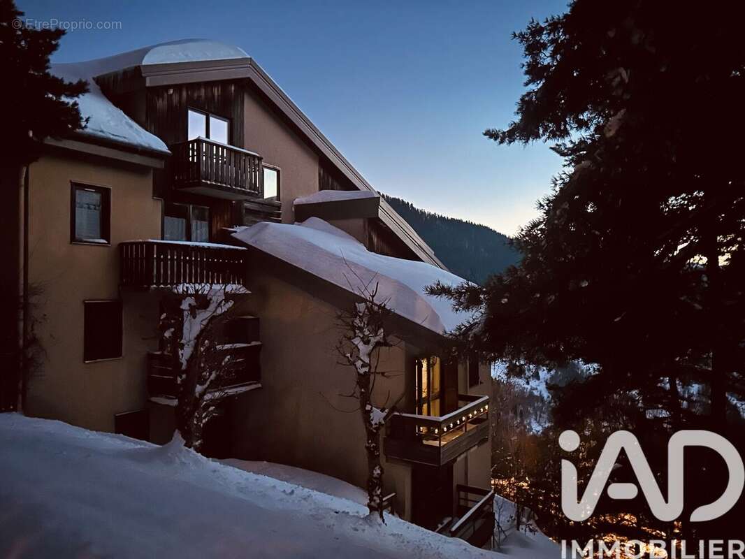 Appartement 20 m² à Chateau-Bernard  - photo 6