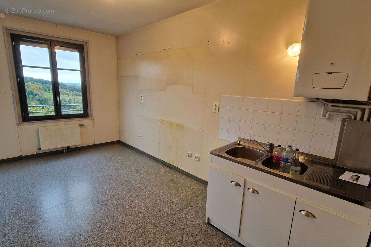 Appartement à THIZY