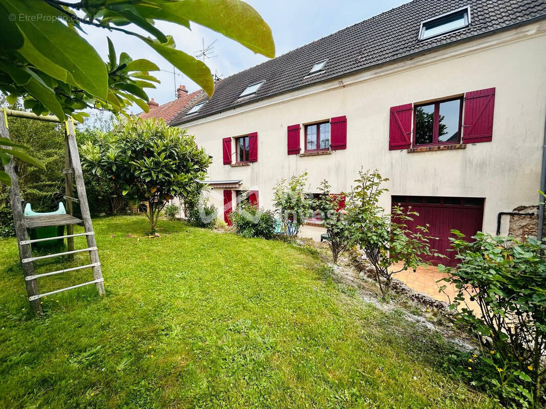 Maison à NANTEUIL-LES-MEAUX