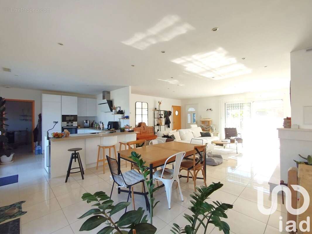 Photo 5 - Maison à CHINON