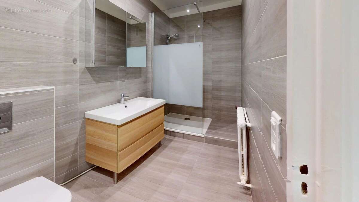 Appartement à LE PLESSIS-TREVISE