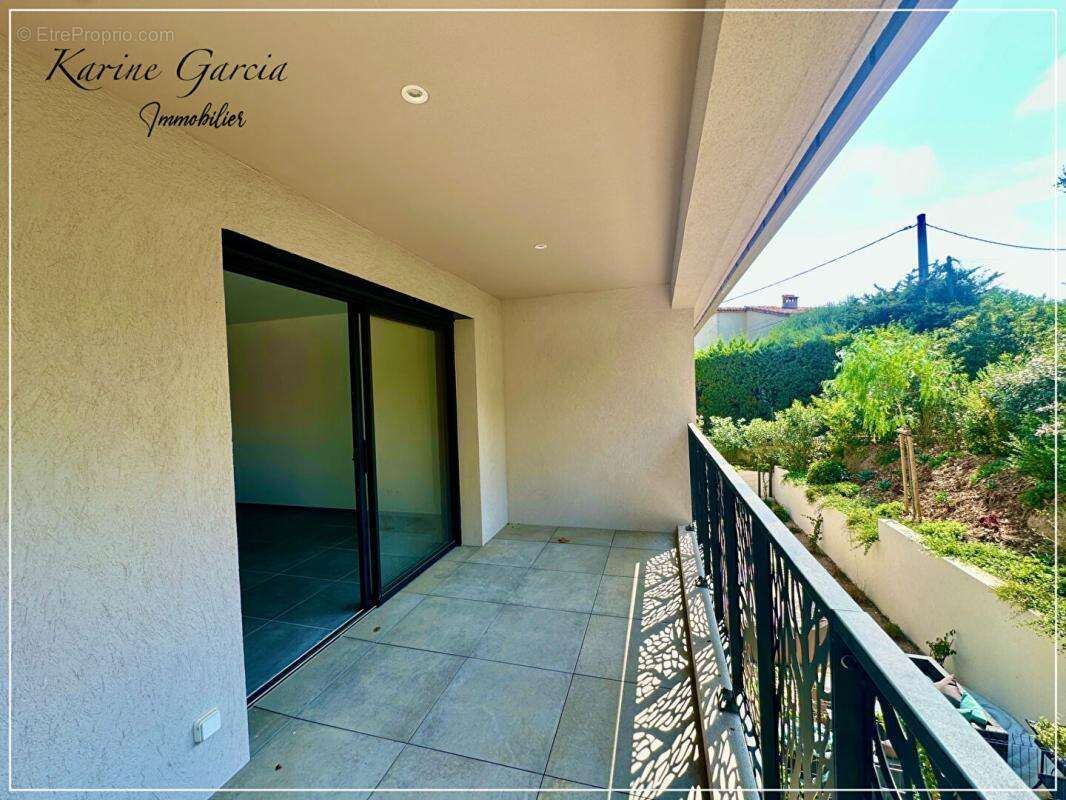 Appartement à SIX-FOURS-LES-PLAGES