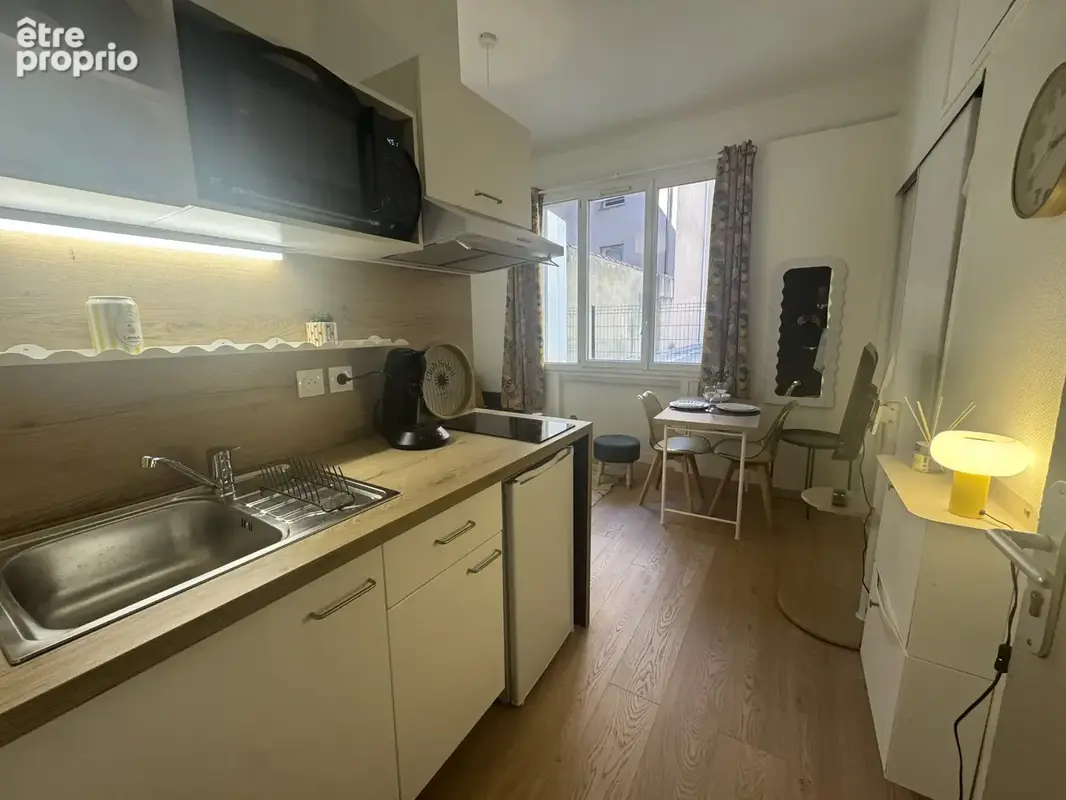 Studio refait a neuf climatisé centre ville - photo 2