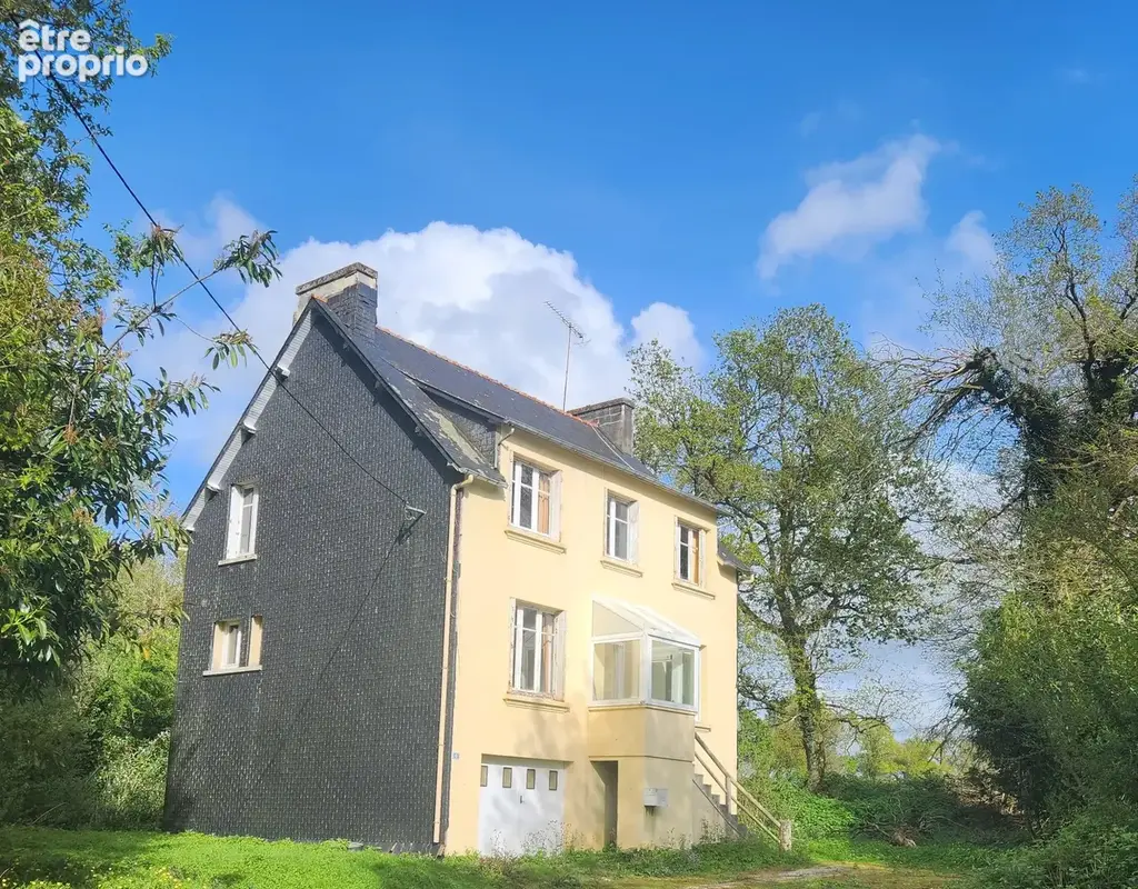 Maison à MAEL-CARHAIX