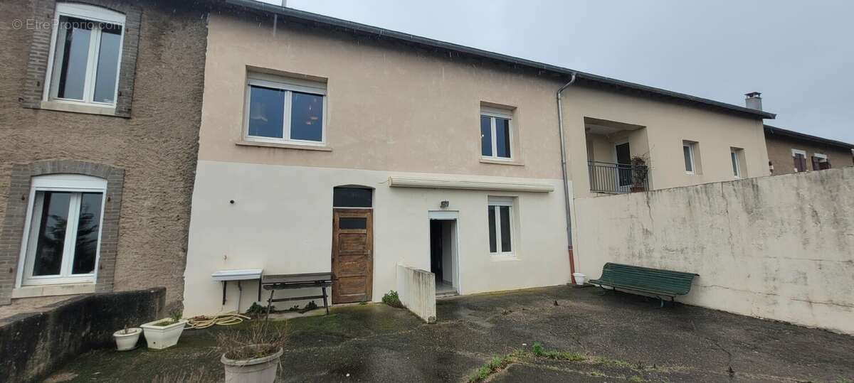 Maison à CHAMPENOUX