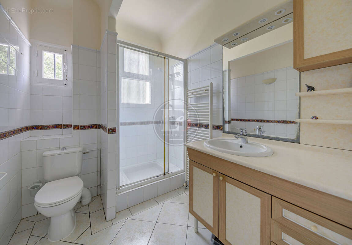 Superbe Maison familiale - 4 Chambres - Centre Ville - photo 8