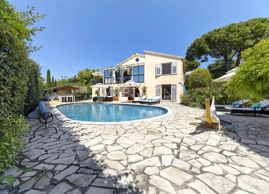 Maison à ANTIBES