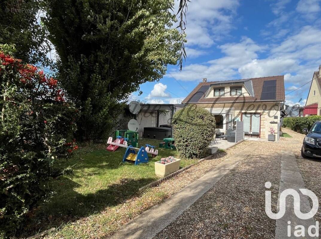 Photo 1 - Maison à OSNY
